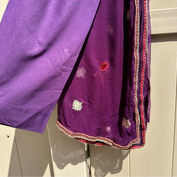 Purple three piece salwar kameez set - Picture 5 of 6